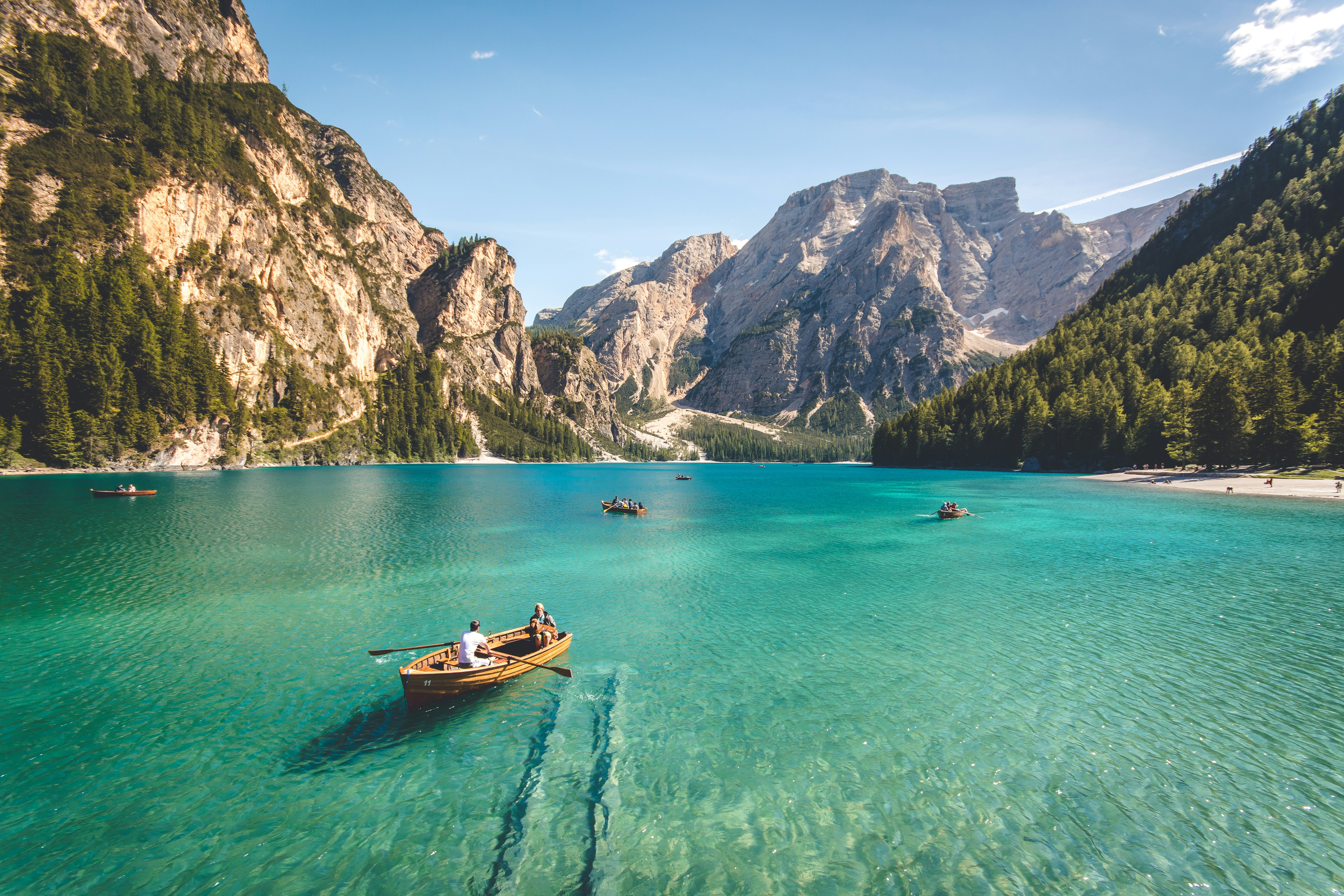 Vietlink Travel Background